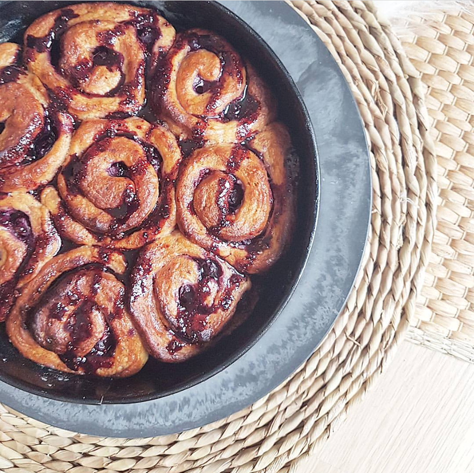 Rolls briochés citron myrtilles (sains et vegan)