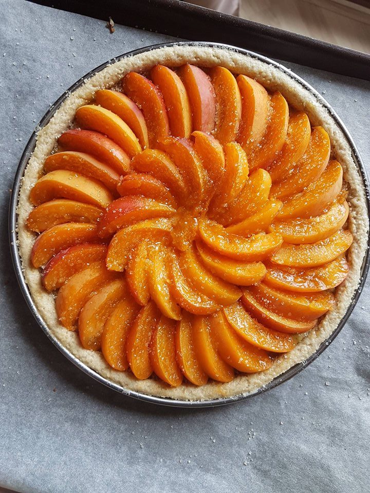 Tarte Aux Abricots, Crème D’amande Et Pistache Sans Beurre Ni Matière ...