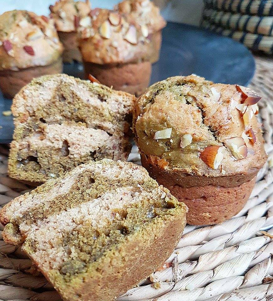 Muffins marbrés vegan thé vert matcha et amande sans sucres ajoutés