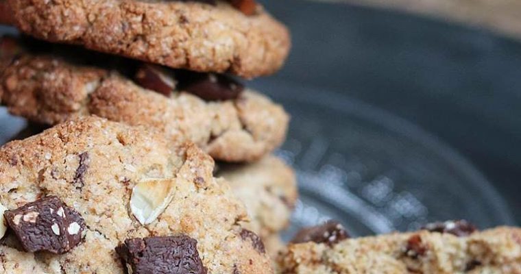 Cookies amandes, noisettes et chocolat noir vegan, sans gluten, sans matières grasses