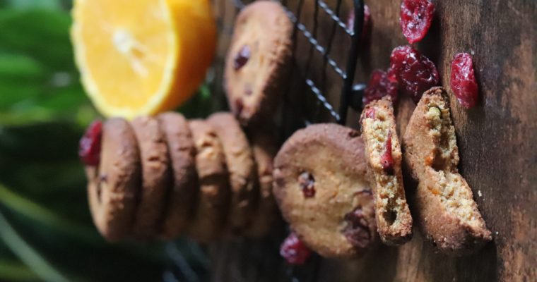 Cookies vegan et sans gluten orange, cranberries, cannelle et gingembre